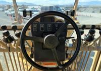 1998 CAT 160H Motor Grader 13