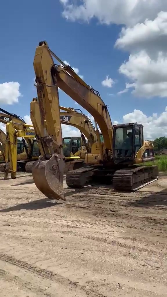 2003 CAT 320CL Excavator